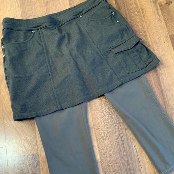 Athleta Bettona Skirt with Capri Leggings - Picture 6 of 15